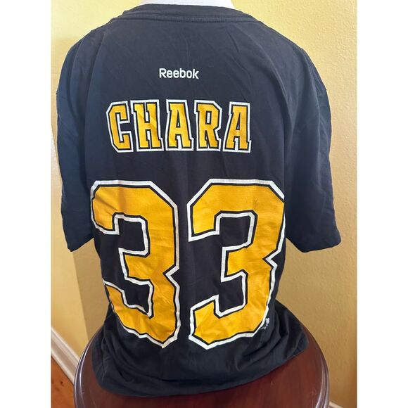 VINTAGE Boston Bruins T-Shirt! Chara 33 on back! - Picture 3 of 4